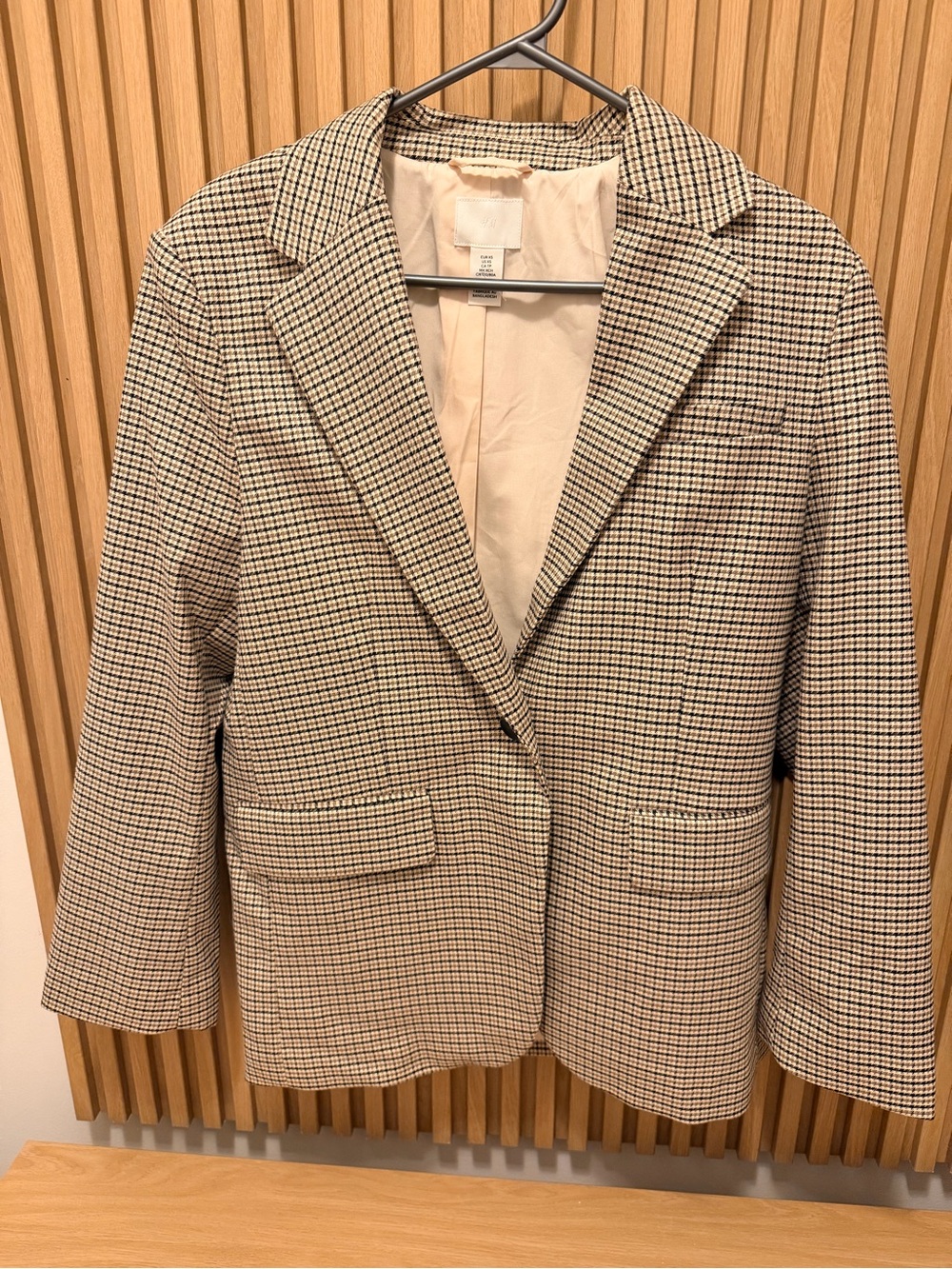 H&M Beige & Black Houndstooth Blazer